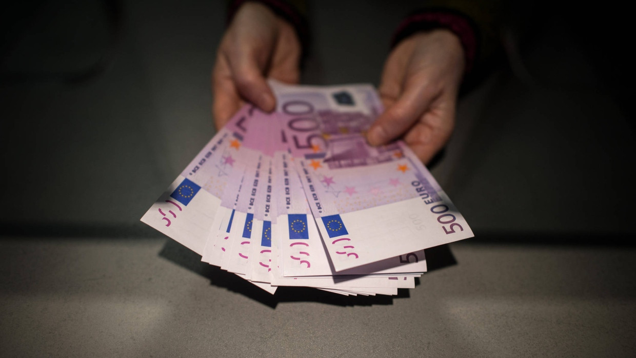 Diaspora bulgărească primește bani pentru a reveni în țară. Câți bani promit autoritățile de la Sofia fiecărui bulgar care revine acasă