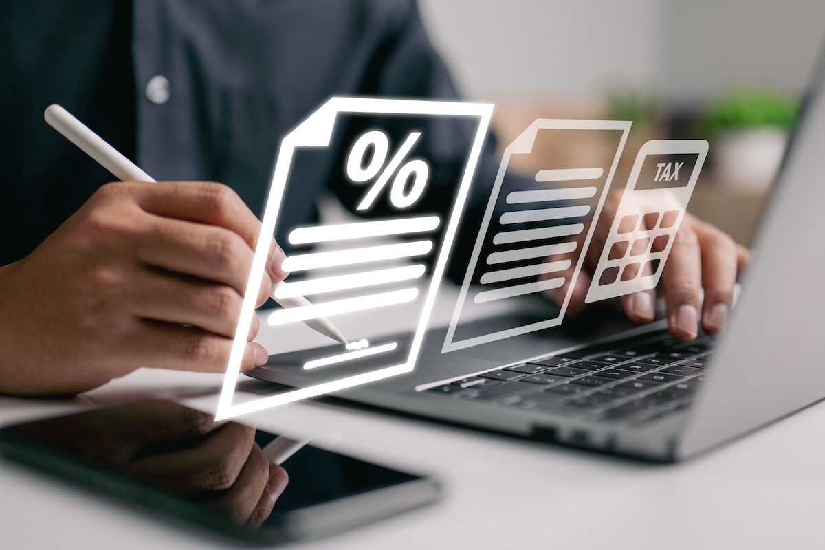 Dezastru pentru românii cu credite! Taxă pe profitul băncilor, pregătită de Guvern, ar putea duce la majorarea dobânzilor cu 10%