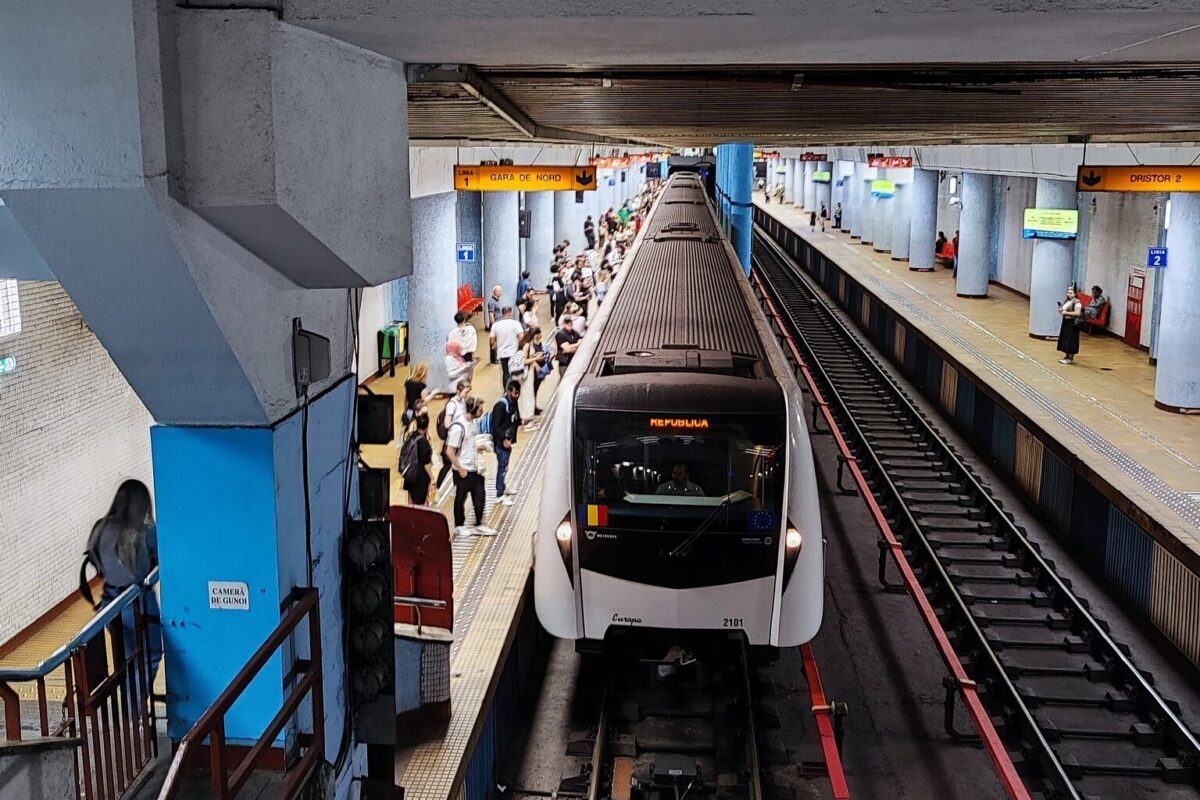 Scandalul sporurilor „nesimţite” a ajuns la Metrorex. Ministrul Transporturilor a trimis Corpul de Control peste conducerea companiei de metrou