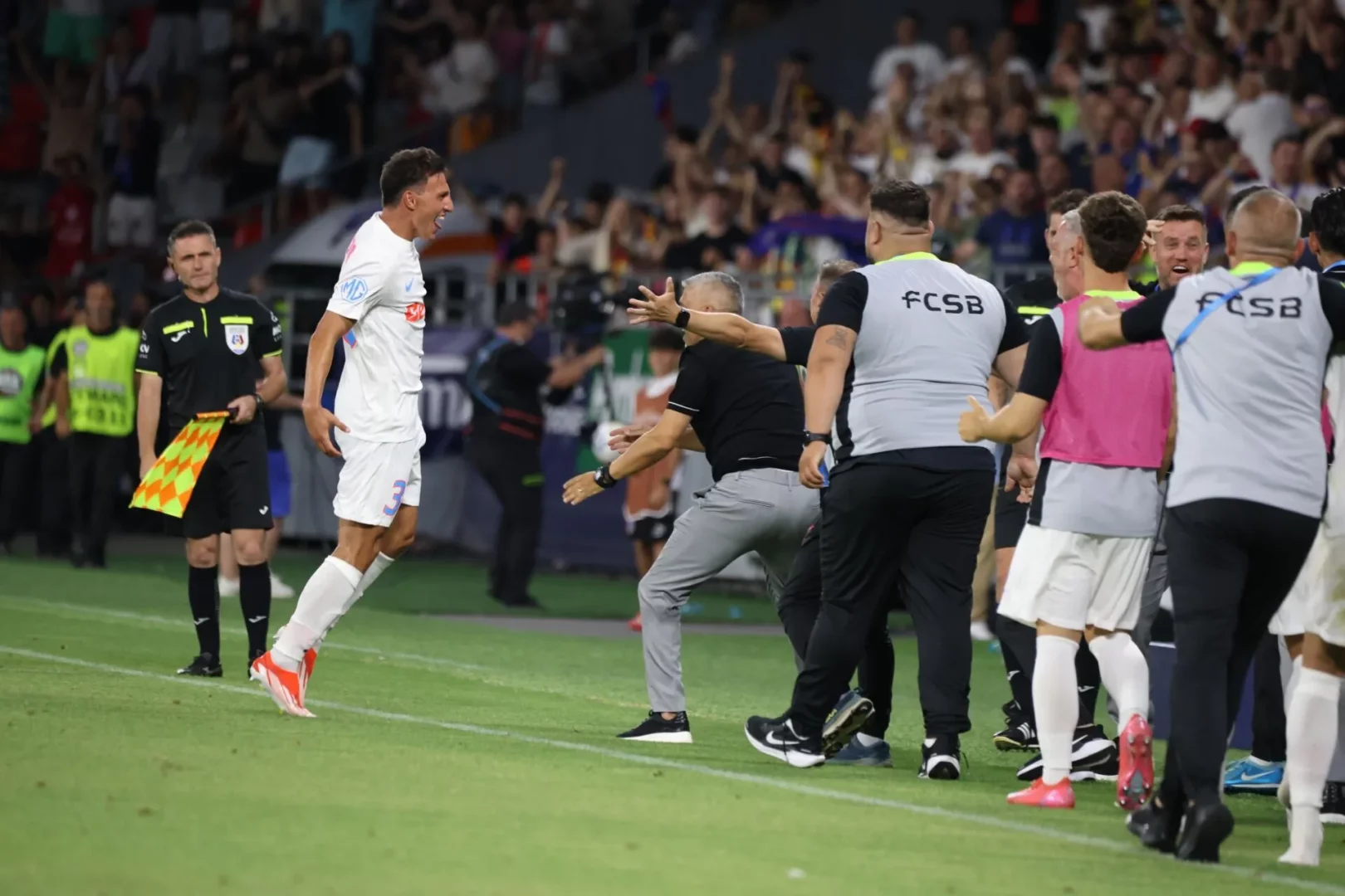 FCSB a câştigat Supercupa României după 2-1 cu CFR Cluj. Meciul s-a decis în minutele de prelunigire!