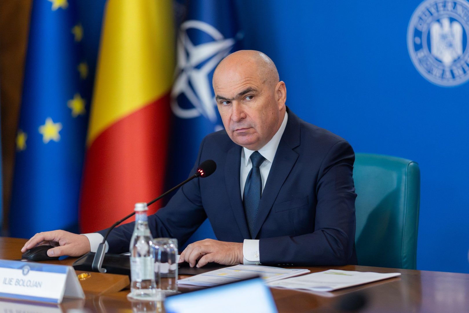 Ilie Bolojan anunţă tăierea privilegiilor şi concedieri masive: „Ar fi trebuit să începem cu corectarea nedreptăţilor, dar nu a fost timp, aşa că am început cu majorarea taxelor”