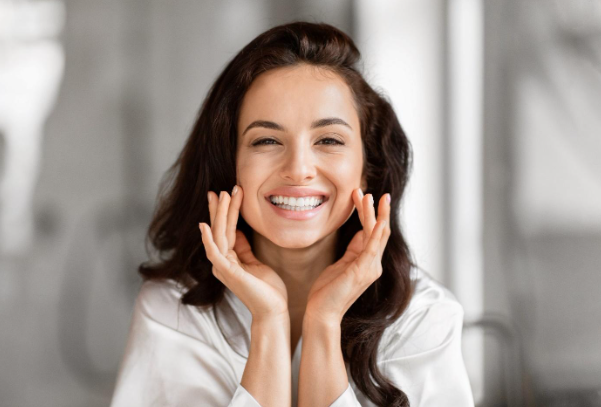 De ce Advanced Night Repair rămâne bestseller după 4 decenii
