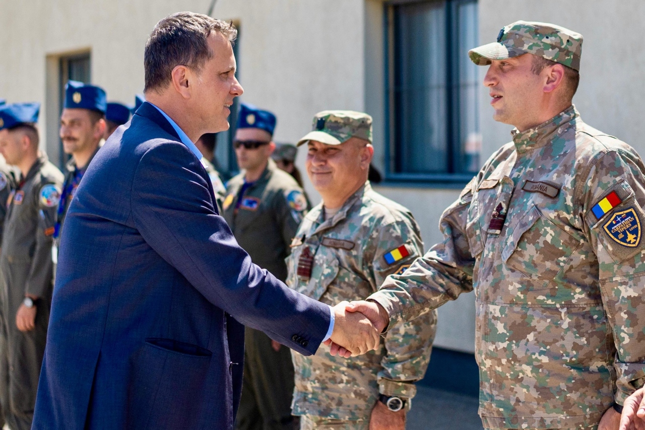 Moşteanu, întrebat dacă va creşte vârsta de pensionare pentru militari: E o discuţie care se tot rostogoleşte