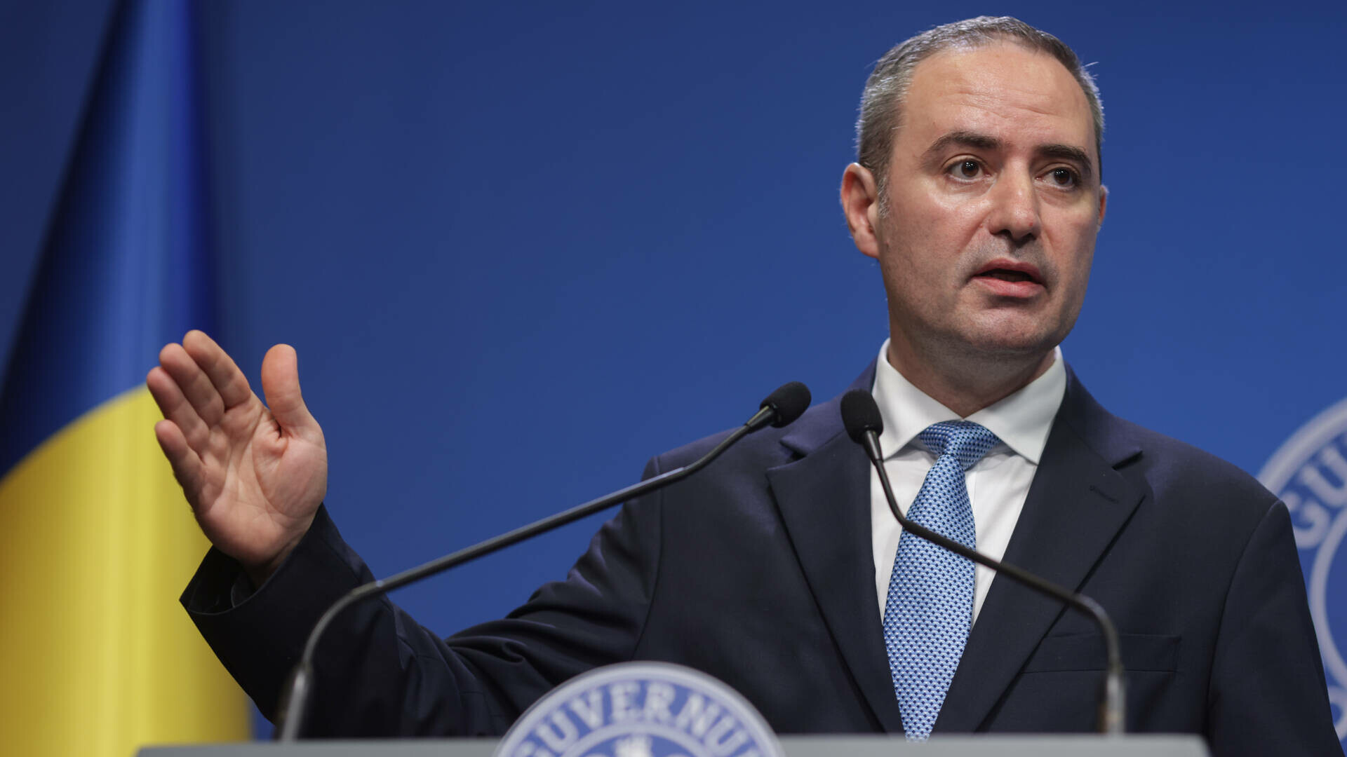 Alexandru Nazare, ministrul Finanţelor, despre măsurile dure din Pachetul 2: „Suntem nevoiţi să luăm aceste măsuri, în luna octombrie ne aşteaptă evaluarea Comisiei Europene”