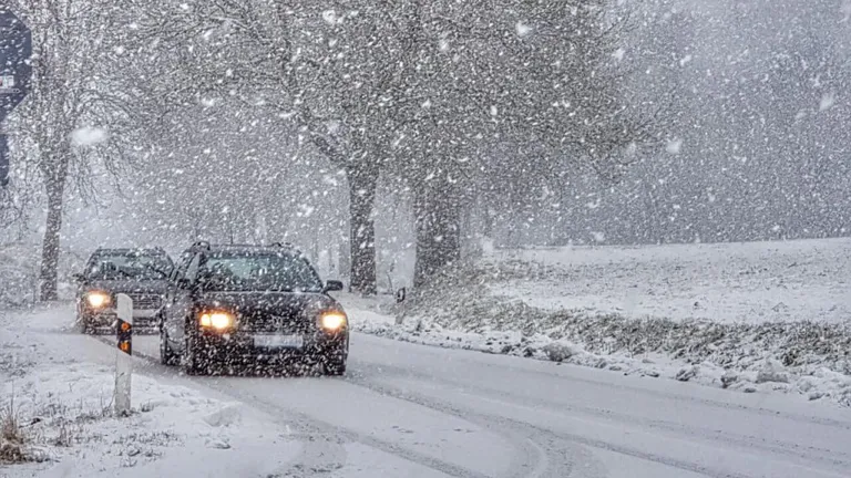 Meteorologii Accuweather anunță în ce orașe din România ninge pe 15 și 16 octombrie 2025. Iarna vine mult mai devreme