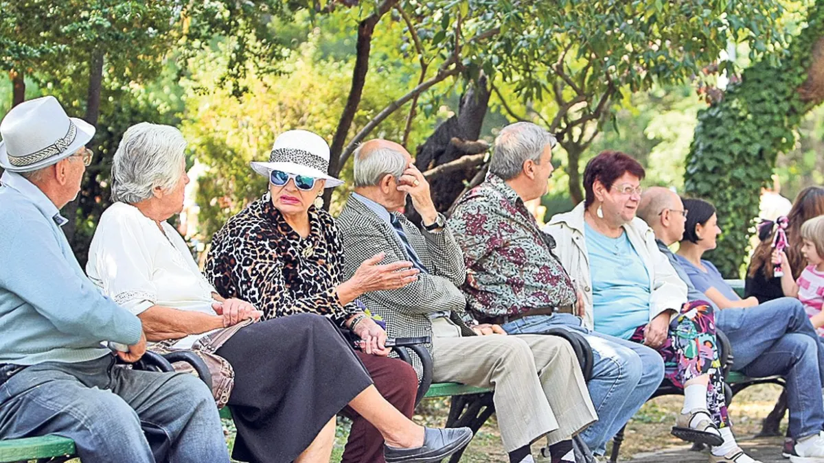 Ce înseamnă o pensie decentă pentru un român în 2025. De câți bani are nevoie un vârstnic pentru un trai bun