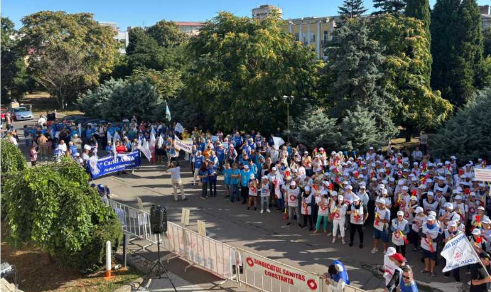 Proteste în toată țara după măsurilor anunțate de Guvernul Bolojan. Profesorii boicotează începutul de an școlar, judecătorii și procurorii au oprit activitatea instanțelor, studenții își cer înapoi bursele