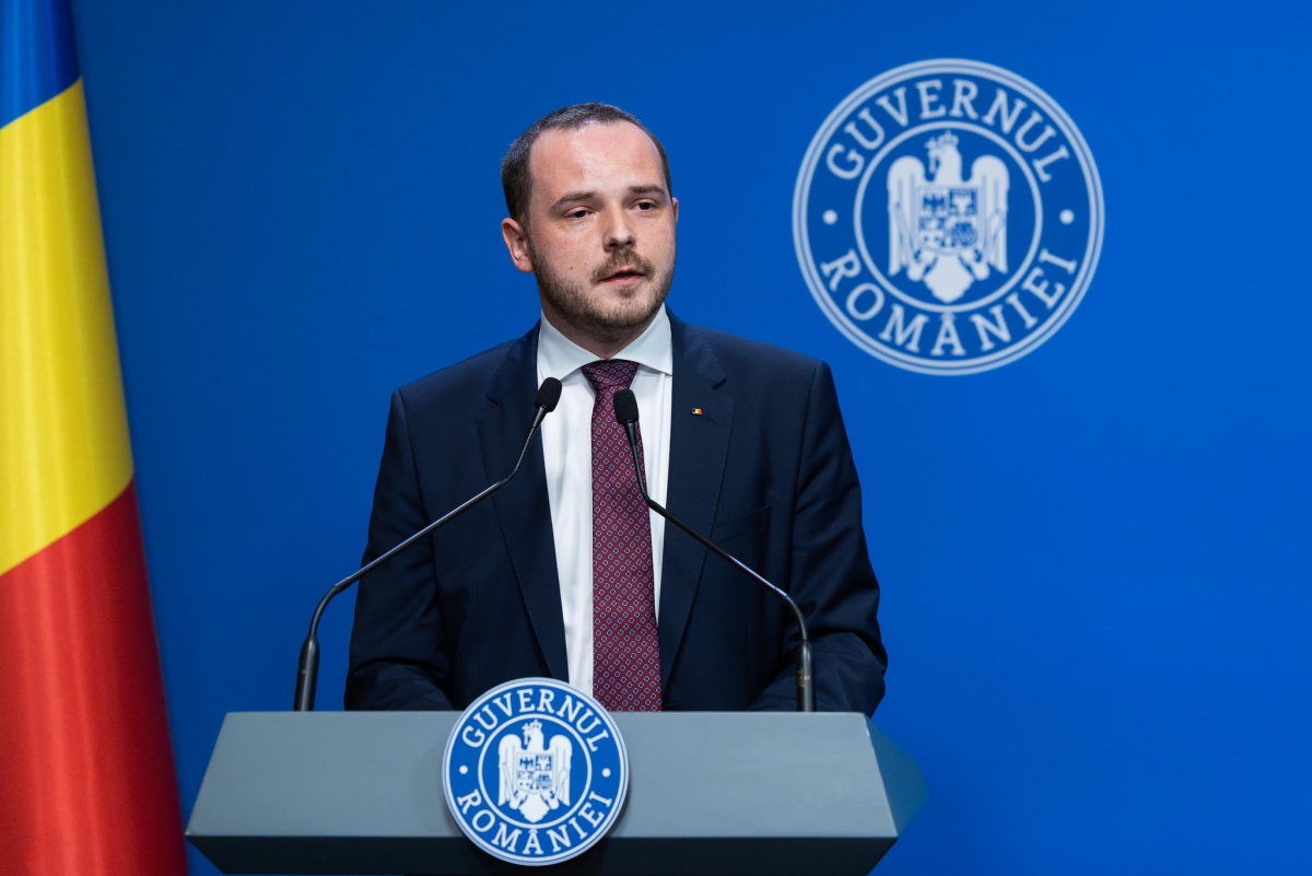 Scandalul din Sănătate se extinde: Alexandru Rogobete demite conducerea DSP de la Neamţ