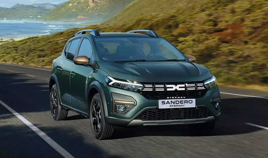 Dacia uimește Europa cu motorul care consumă doar 2,7 euro la 100 de km. Este cea mai bine vândută mașină de pe continent