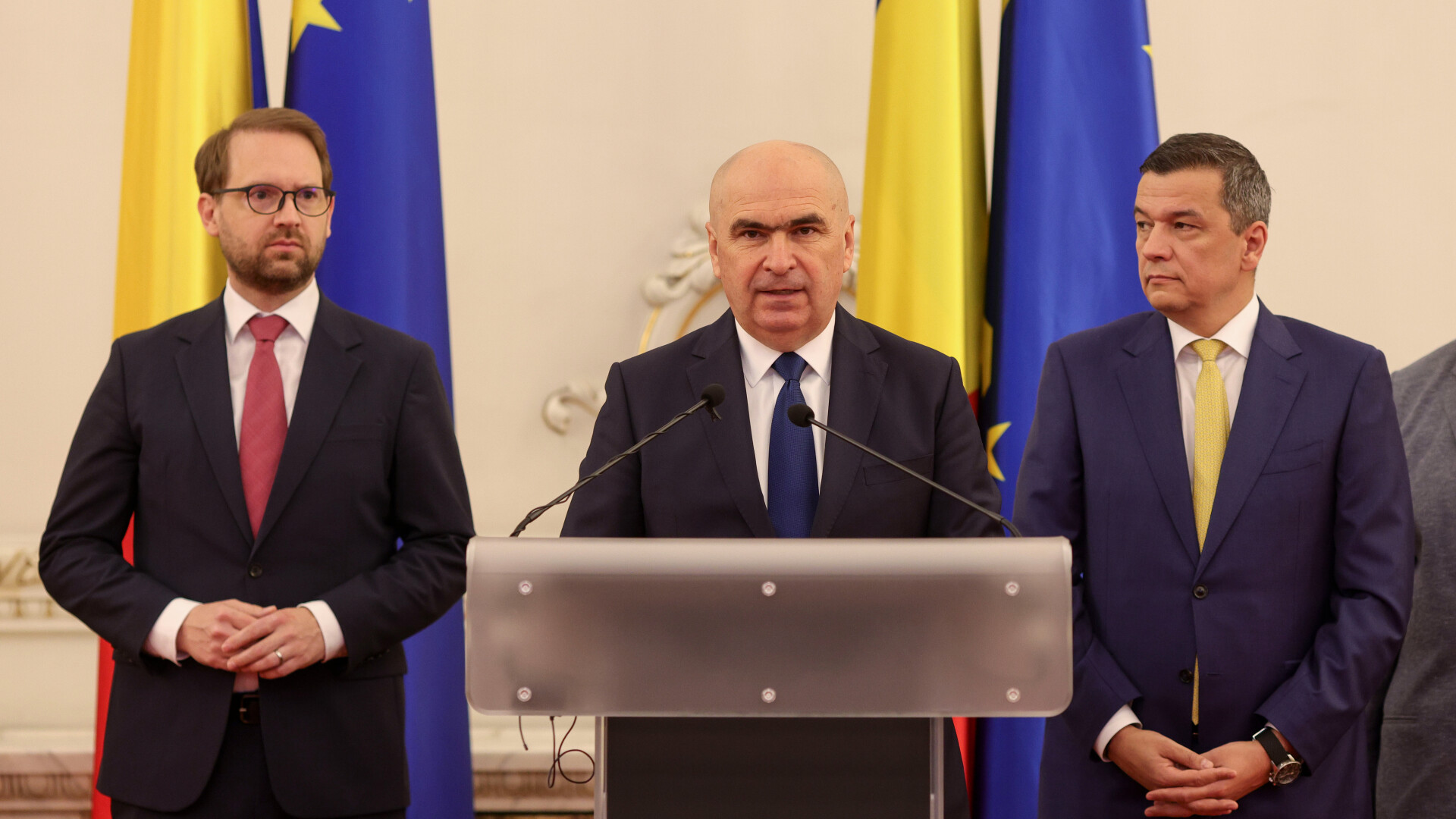 Prima şedinţă a Coaliţiei după pacea de la Cotroceni, se caută bani de salarii. Ce spune Ilie Bolojan de demsie