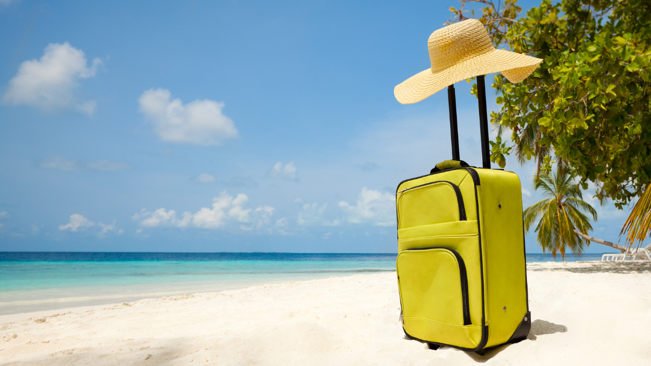 De ce zborurile din București sunt mai scumpe decât cele din Budapesta, Praga sau Varșovia? Lipsa zborurilor este unul dintre motive