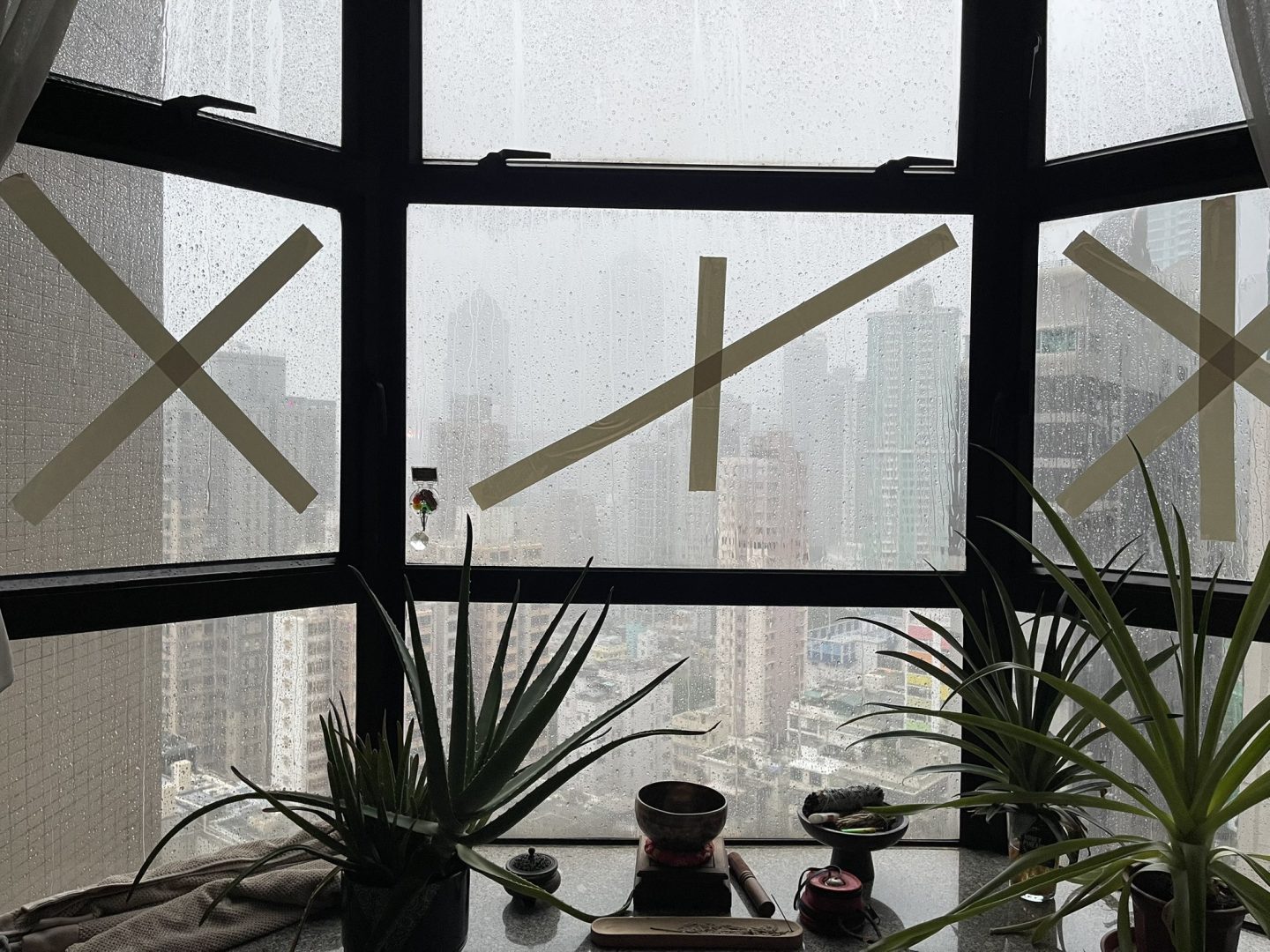 VIDEO Super-taifunul Ragasa face ravagii: Cel puţin 14 morţi în Taiwan, în timp ce Hong Kong şi sudul Chinei se pregătesc pentru impact şi închid şcolile