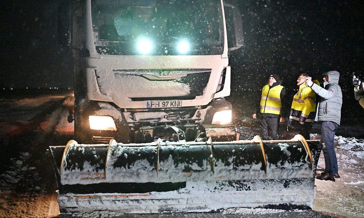 Se anunţă iarnă grea 2025-2026. CNAIR are utilajele şi contractele de deszăpezire pregătite