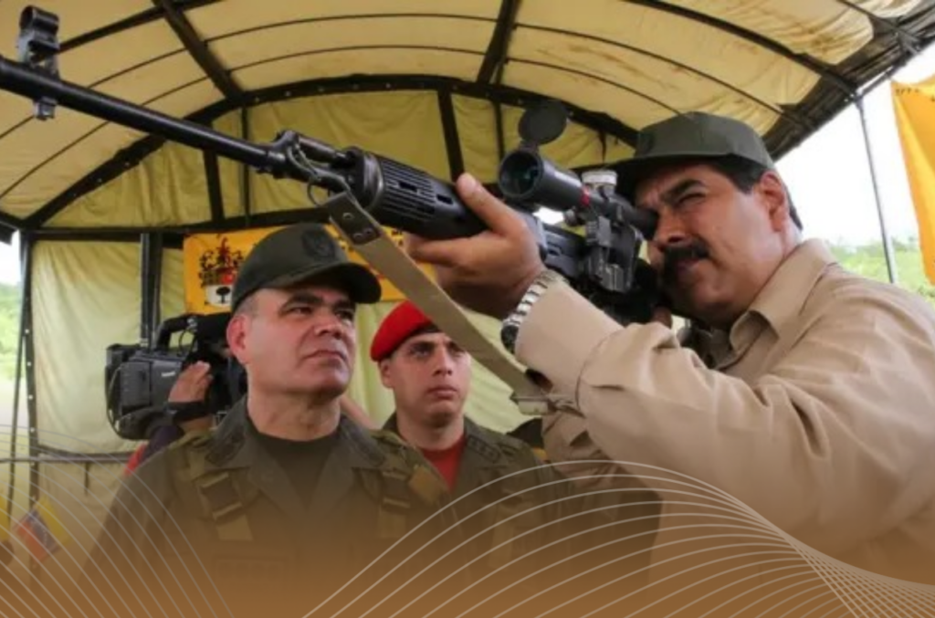 După ce a devansat Crăciunul prin decret, Maduro cheamă populaţia în cazărmi, la arme!