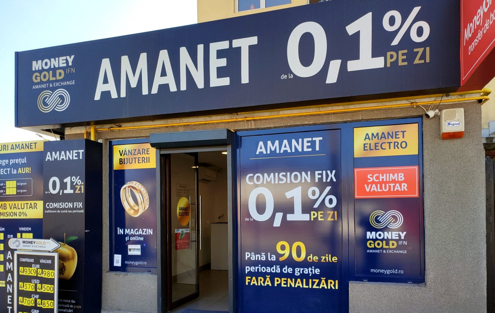 Ultima soluţie financiară pentru români. Tot mai mulţi apelează la amanet pentru a face rost de bani