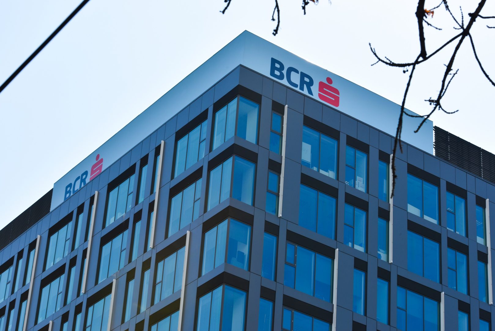 BCR introduce RoPay Alias, prin care poţi solicita bani doar cu numărul de telefon