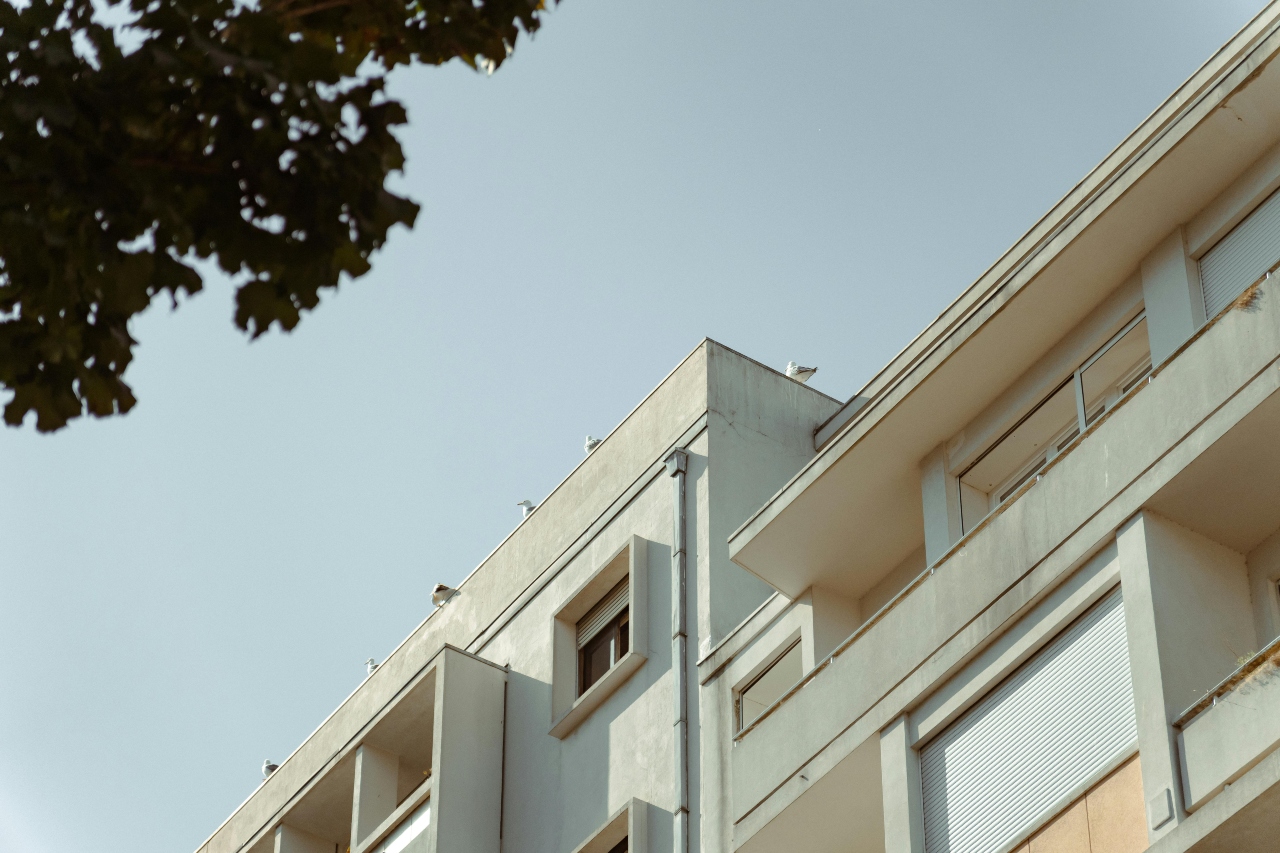 Regulă nouă la vânzarea unui apartament. Amenzi de 50.000 de lei pentru cine nu o respectă!