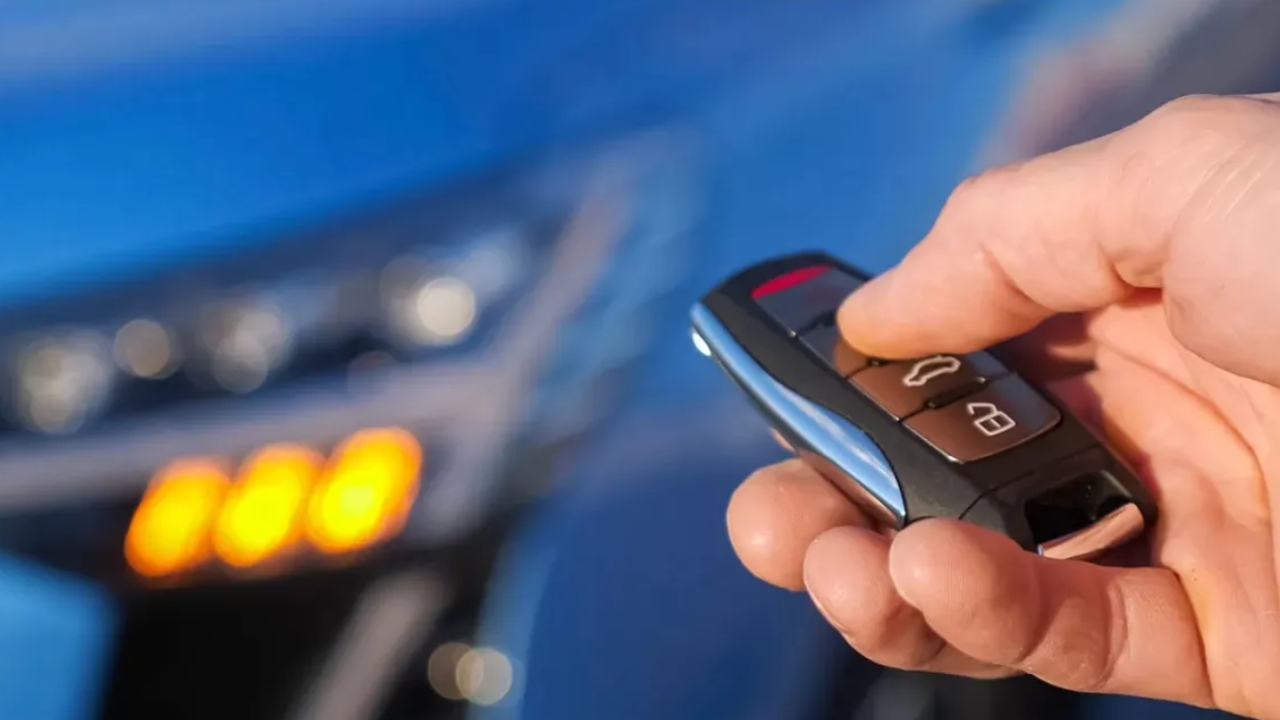 Funcţia secretă a telecomenzii de la mașină știută de puțini șoferi. Merge pe toate autoturismele și e ascunsă de producători