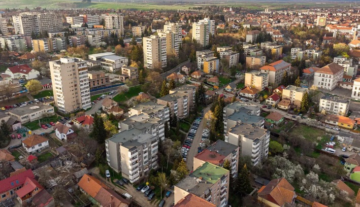 Cât a ajuns să coste o chirie în 2025, în marile orașe din România: „Prețurile cresc considerabil”