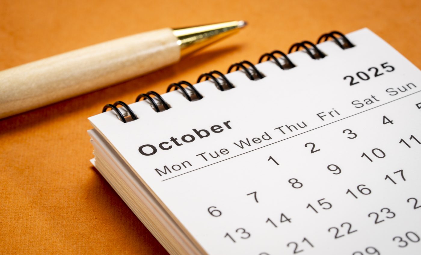 Ziua cea mai NOROCOASĂ a lunii OCTOMBRIE pentru fiecare ZODIE. Nu rata ziua în care astrele îți aduc abundență și succes!