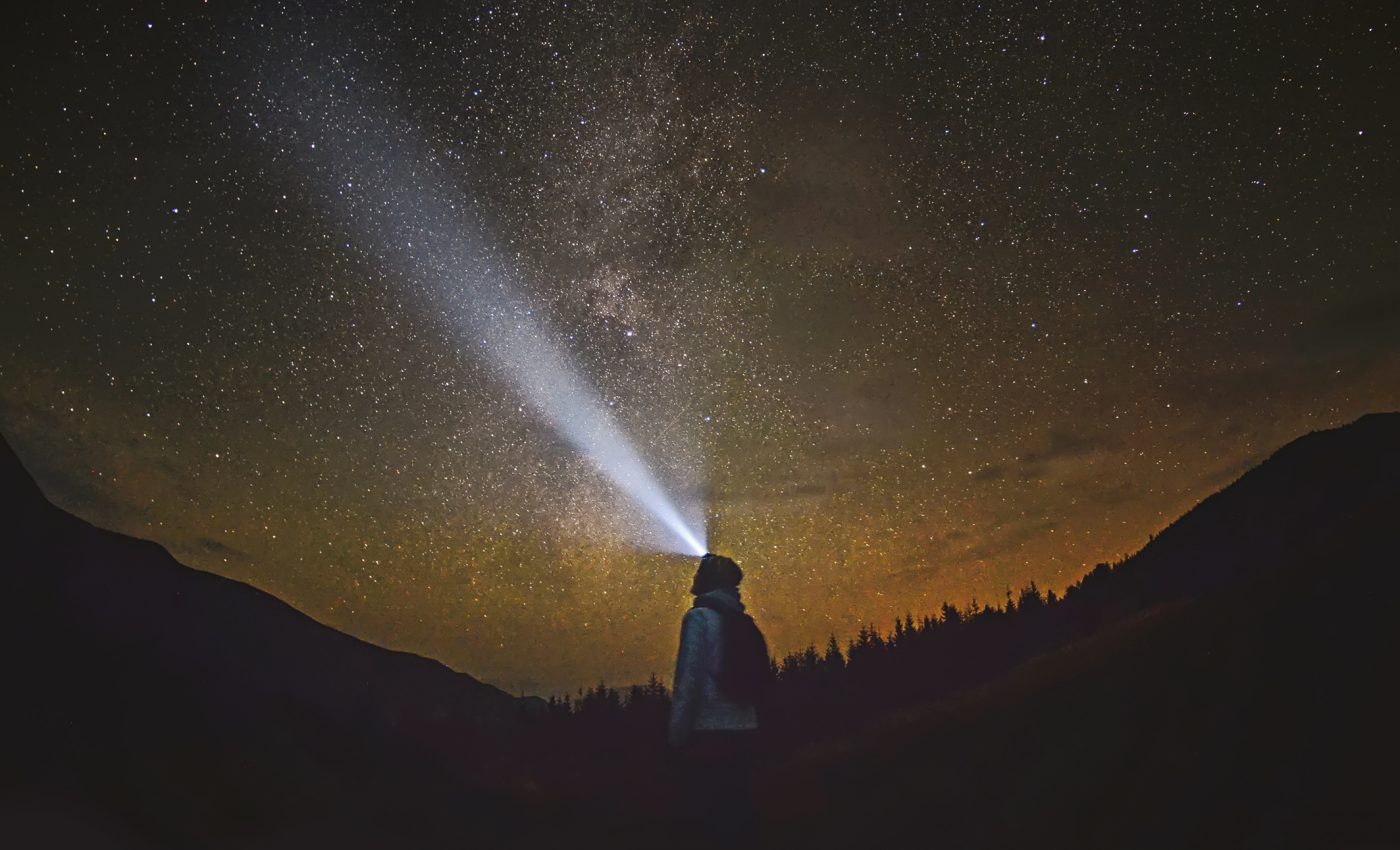 Aceste 4 ZODII au un ultim test din partea UNIVERSULUI înainte de a atrage, în sfârșit, ABUNDENȚA pe care o merită