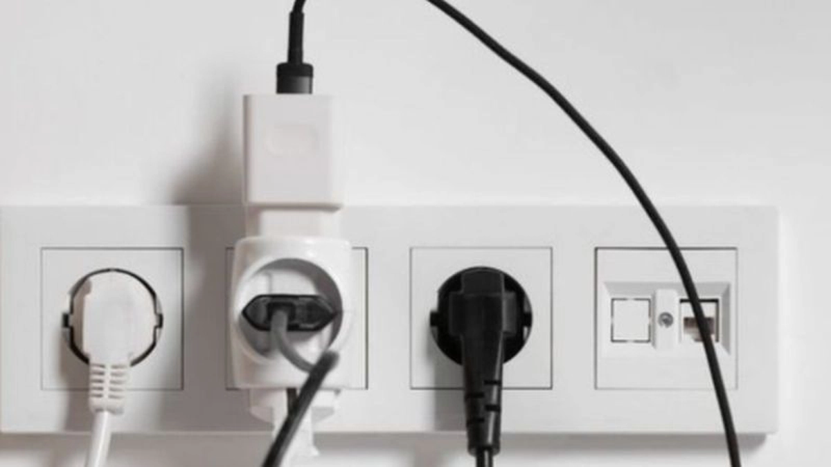 Ce este energia „fantomă”. Explicaţia consumului ascuns de energie din casele noastre