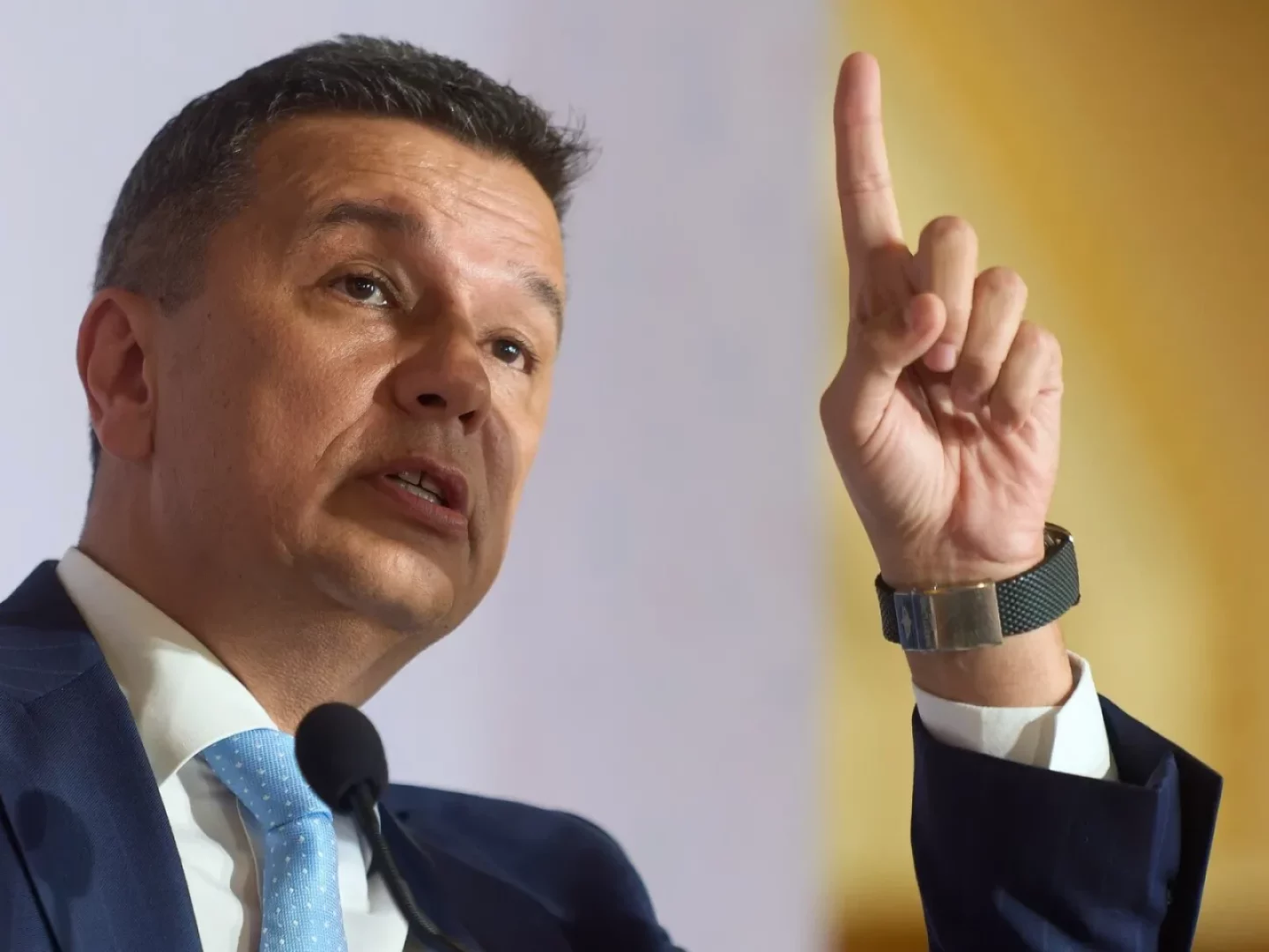 Sorin Grindeanu cere ca ANAF să verifice adaosurile comerciale la alimentele de bază: ”Măsura plafonării adaosului comercial a fost o decizie corectă”