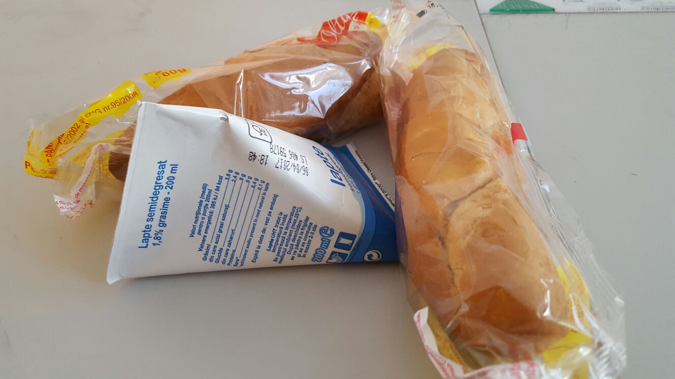 Programul Cornul și Laptele continuă. Câți bani vor fi alocați de la buget și câți vin din fonduri europene