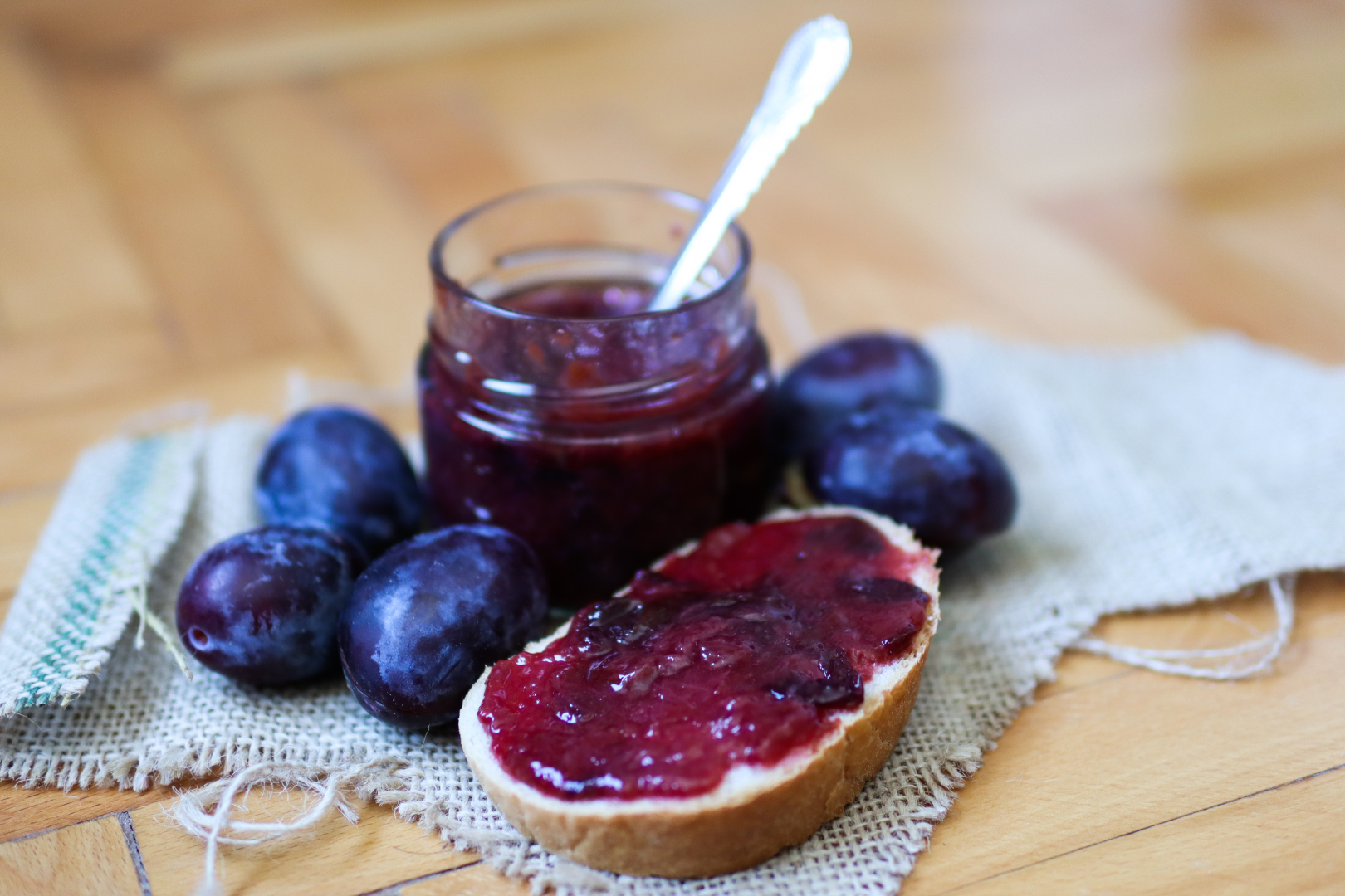 Rețetă de magiun de prune fără zahăr. Chef Kovacs Attila: „Nu mai este nevoie de adaos de zahăr”