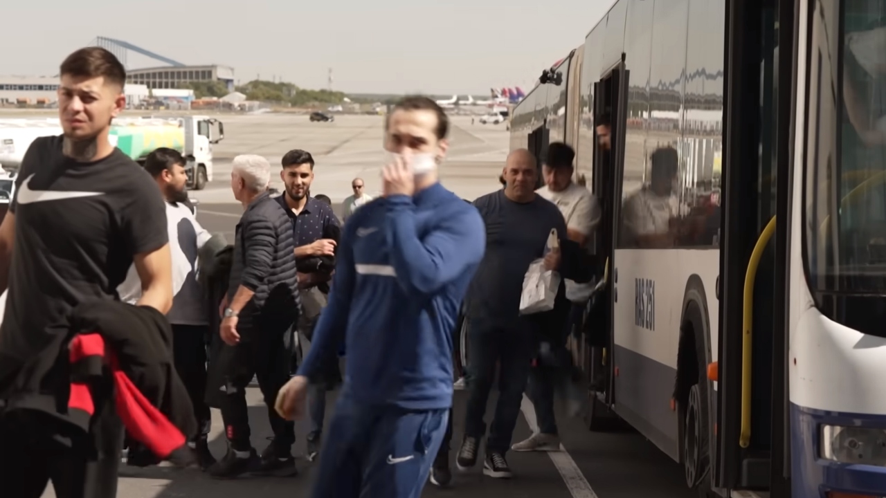 47 de români infractori au fost deportați din Marea Britanie și au primit cadou 2.000 de lire sterline