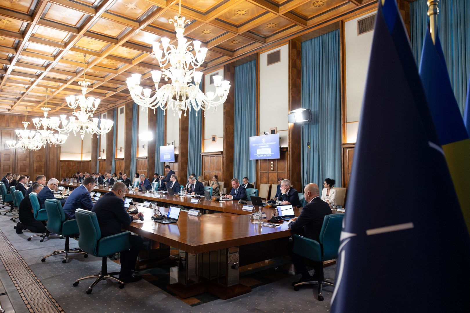 Demisie din Guvernul Bolojan. Decizia a fost publicată deja în Monitorul Oficial