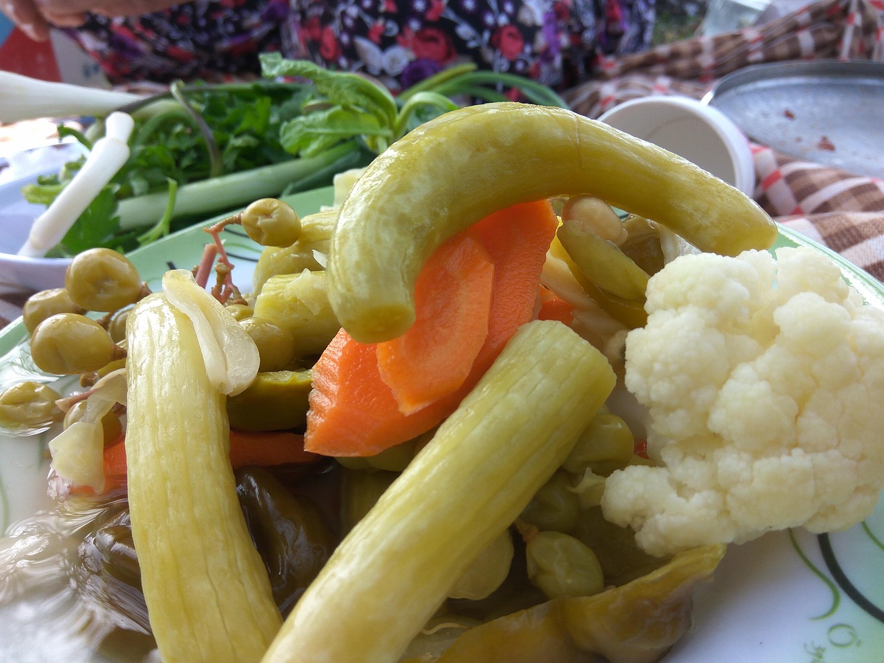 Murături asortate, rețeta-vedetă a toamnei. Cum să-ți iasă crocante și delicioase, secretul transmis din generație în generație