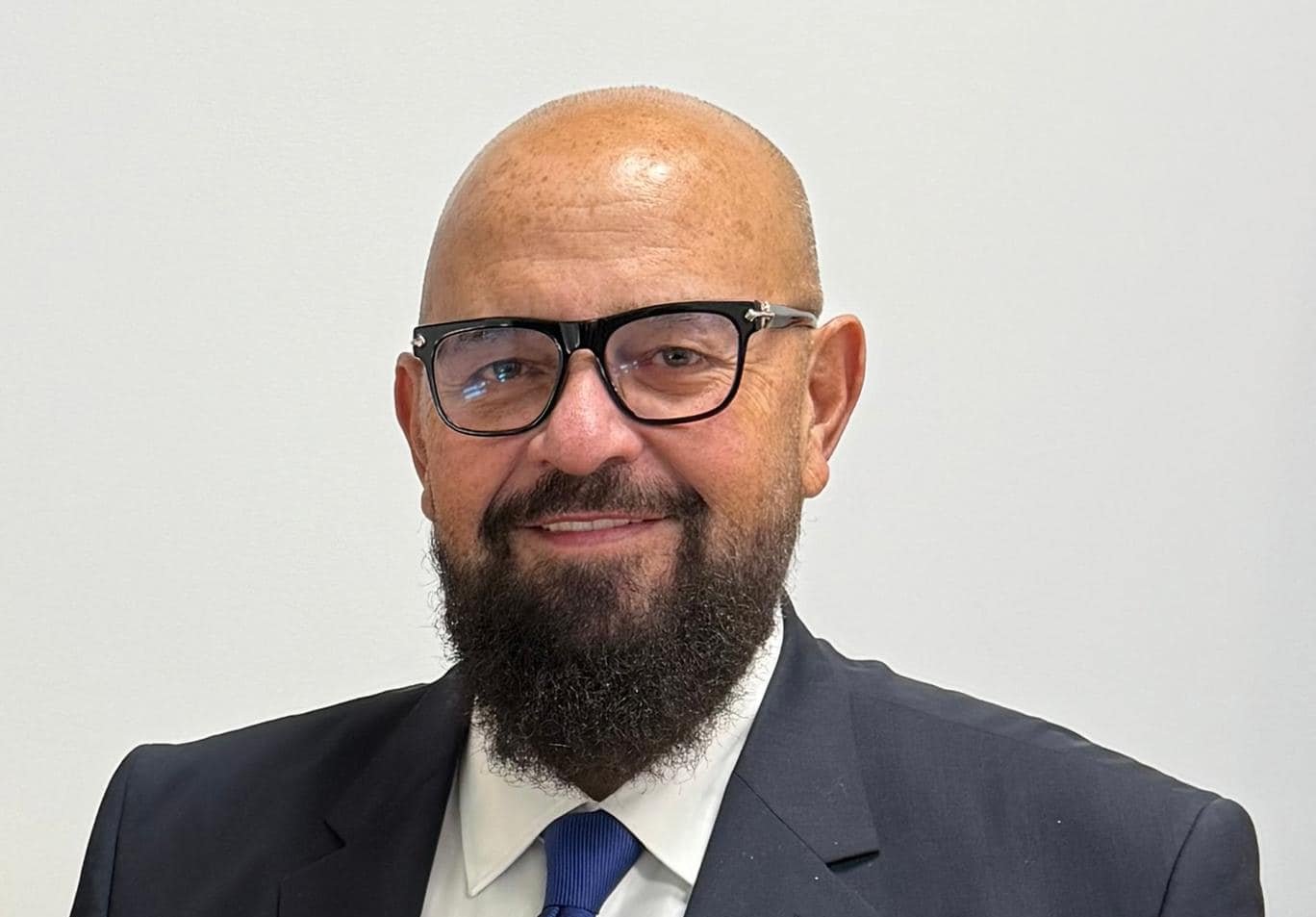 Piedone cheamă românii în PNRR, partidul cu care revine în politică: ”A venit vremea să îmi slujesc țara, așa cum cred că o pot face! Fără șefi mari și mici”