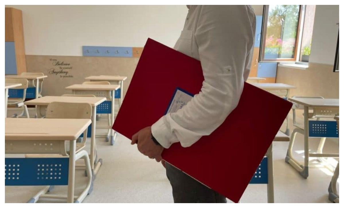 Cu ce probleme se confruntă tinerii profesori la început de carieră. Cât de greu este să prinzi un post în învățământ