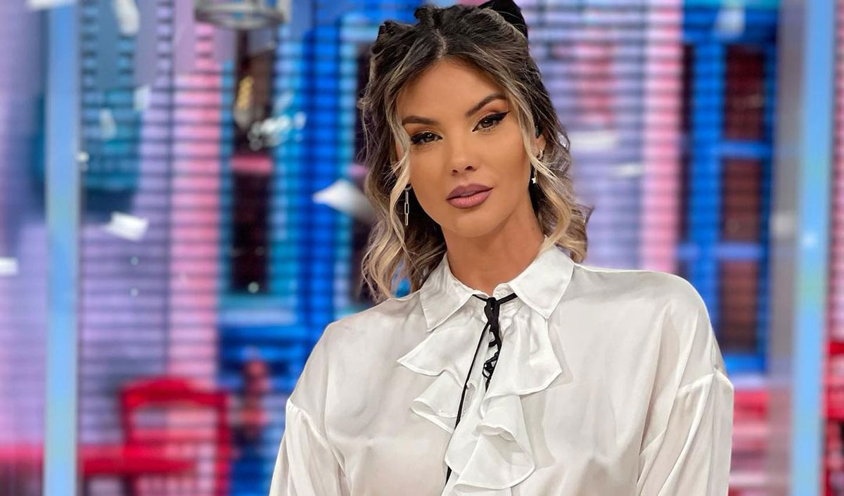 Ramona Olaru, dezvăluiri despre iubirile eşuate. Cum îi intimidează pe bărbaţi: „Tot timpul mă vedeau mai sus decât ei”