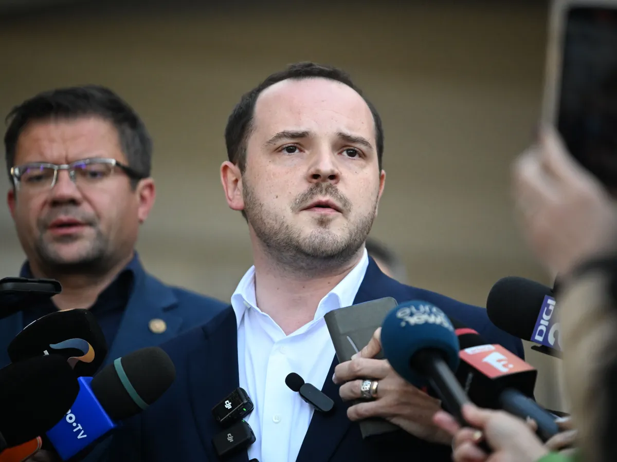 Ministrul Sănătății, Alexandru Rogobete, revoltat de ce a văzut în spitalul Sfânta Maria din Iași: ”Am găsit asistente cu bijuterii și unghii false la terapie intensivă”