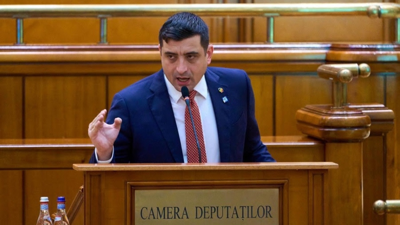 George Simion cere amânarea votului pe moțiunile de cenzură pentru luni. Tensiune maximă în Parlament, AUR protestează: „Ne exercităm tot dreptul nostru ca opoziţie, ca voce a unei părţi a poporului român” VIDEO