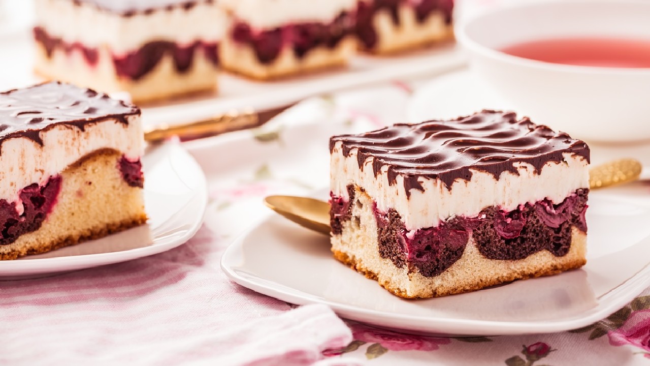 Valurile Dunării. Iată o rețetă de prăjitură ce poartă numele Valurile Dunării