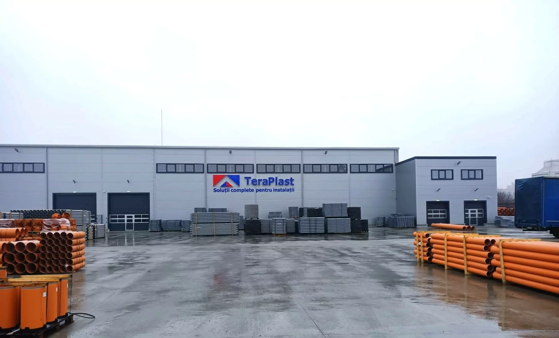 Fost angajat Teraplast cere despăgubiri de milioane de euro, după ce a fost concediat