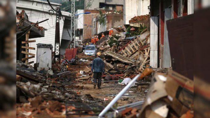 Un nou cutremur puternic, este panică mare în Filipine. Seismologii anunţă şi alte replici VIDEO