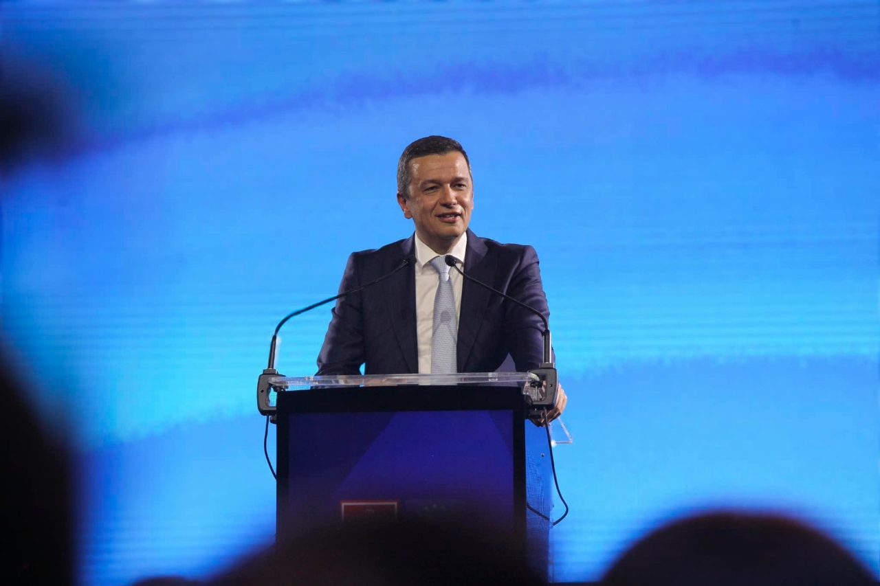 Sorin Grindeanu, atac dur la USR-iști, într-un mesaj legat de viitorul PSD: ”Să revenim la linia noastră tradițională. Nu avem de ce să luăm lecții și validări de la oameni care fac politică pe trotinetă”