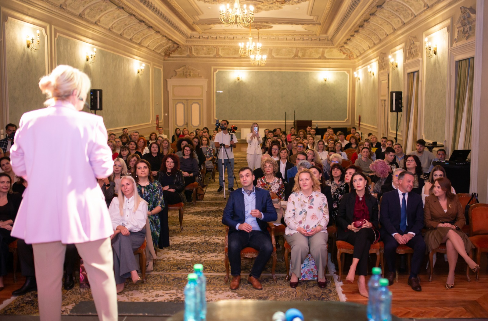 CONAF lansează seria naţională „SupraTAX”. Set de măsuri care pot reduce deficitul bugetar