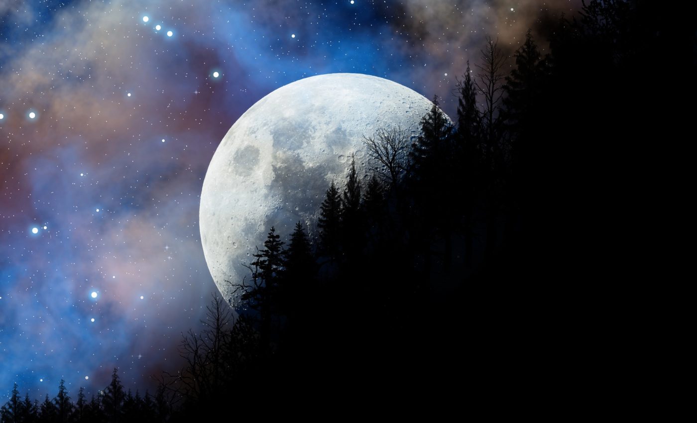 4 ZODII care încep un NOU capitol în TOAMNA 2025. Luna Nouă în Balanță și Soarele în Scorpion au efect de bumerang