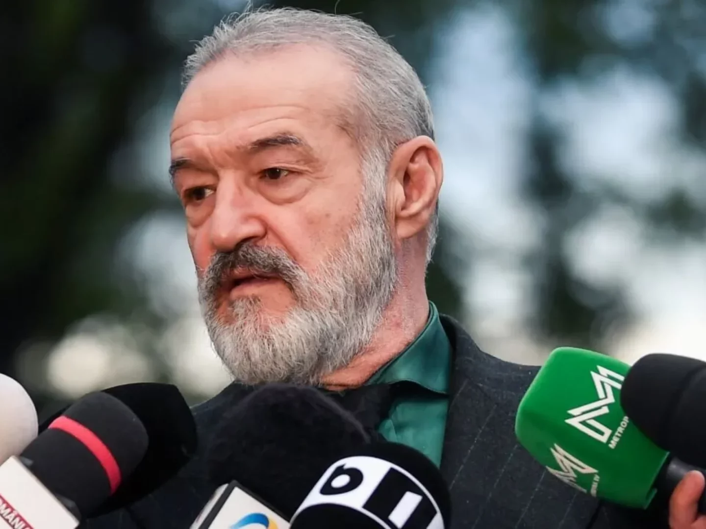 Gigi Becali mai dă afară trei jucători după FCSB 0 – 2 Young Boys: ”Nu mai au loc în echipa asta. Abia atept să vină iarna!”