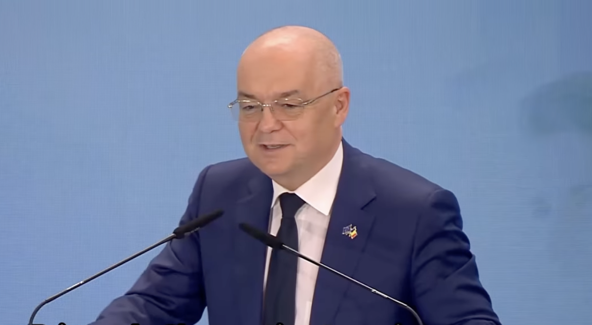 Emil Boc se opune organizării unui referendum pentru tăierea pensiilor speciale: „Nu are o forţă legislativă obligatorie a doua zi după ce a fost aprobat de către popor”