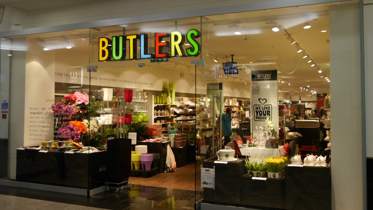 Intrare URIAȘĂ pe piața de retail din România. Un nou lanț de magazine ajunge în țara noastră și se bate direct cu Pepco și Zara Home