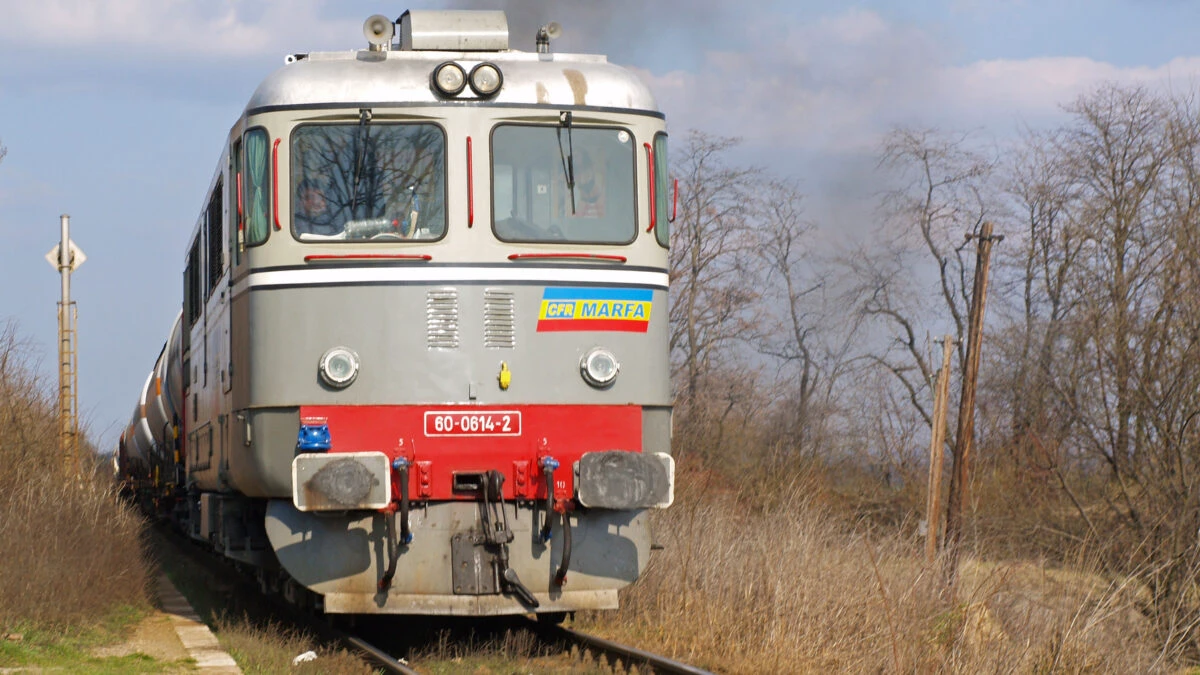 Carpatica Feroviar România, companie cu capital integral de stat, începe o campanie masivă de angajări. Câte posturi sunt disponibile și ce specializări se caută: ”Oferim cursuri de formare profesională”