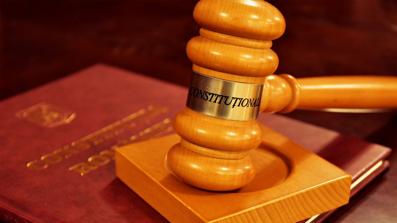 CCR ar urma să decidă, astăzi, asupra reformei pensiilor magistraților, după două amânări. Șase din cei nouă judecători iau pensie specială