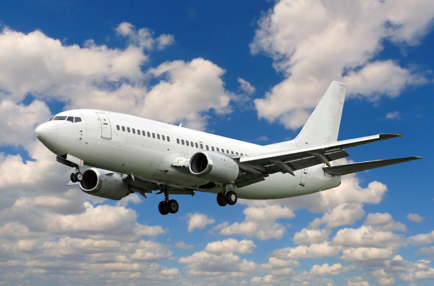 O companie aeriană low-cost și-a încetat activitatea. Toate zborurile au fost anulate, iar sute de angajați au fost concediați