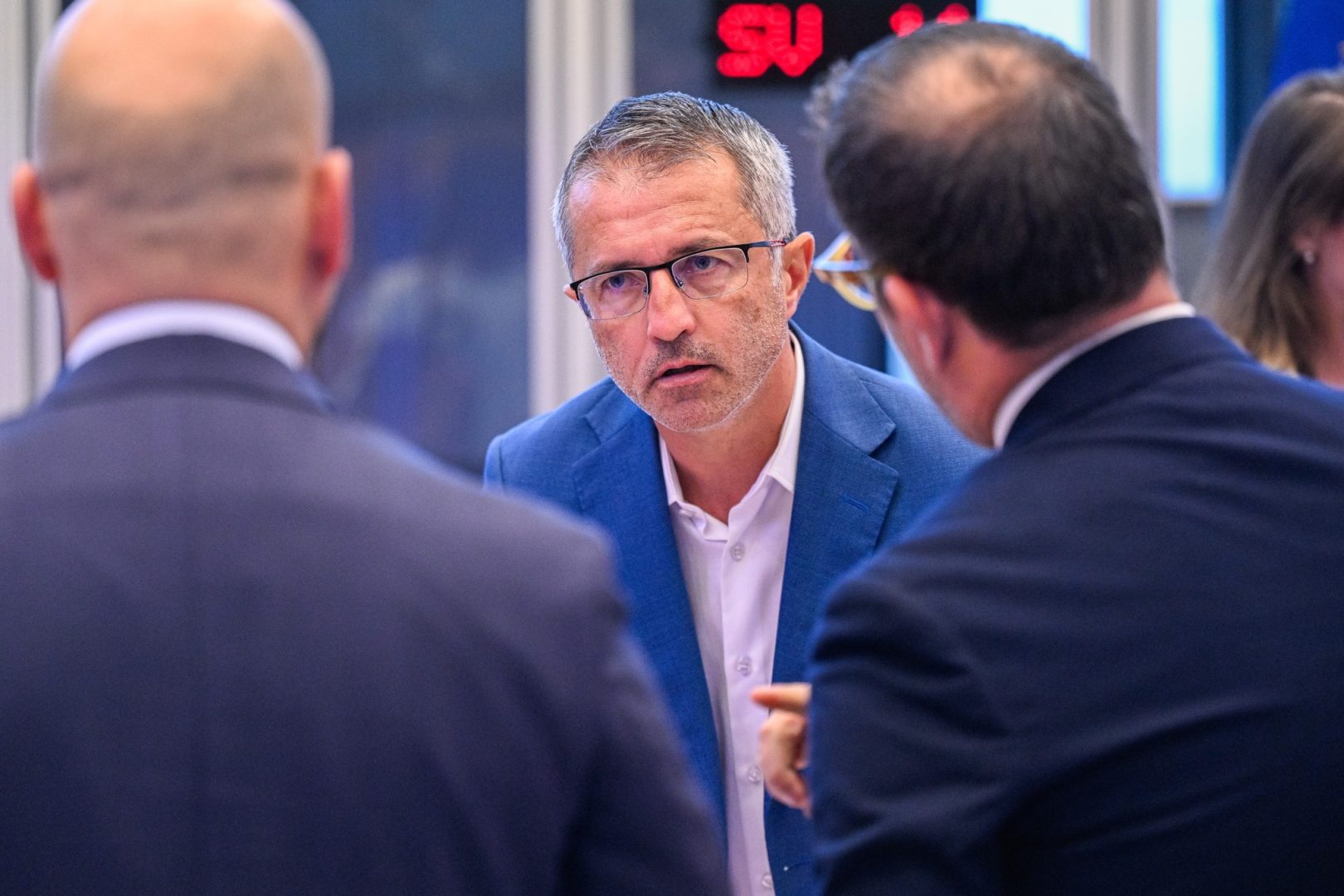 „Este jenant! Nu putem face din asta o misiune”. PSD reacționează dur la propunerea UE prin care copiii să-și aleagă genul indiferent de vârstă